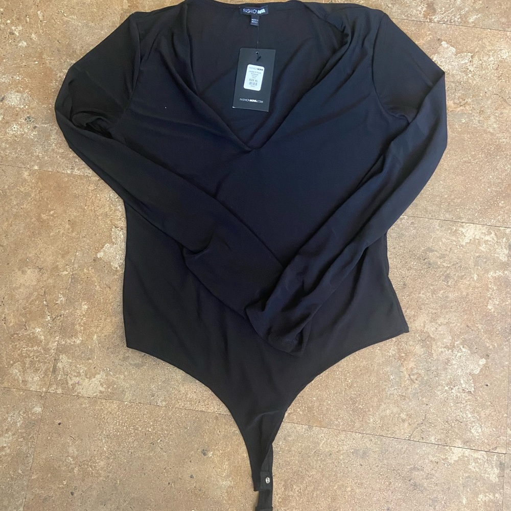 Fashion nova body suit new never worn black size xl but runs small